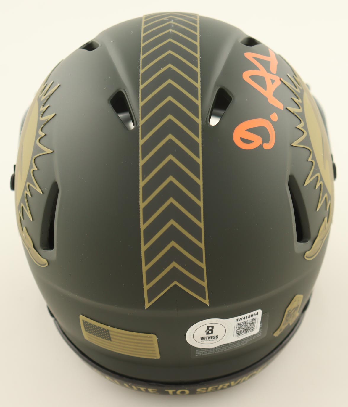 De’Von Achane Signed Dolphins Salute to Service Alternate Speed Mini Helmet (Beckett) at PristineAuction.com De’Von Achane Signed Dolphins Salute to Service Alternate Speed Mini Helmet (Beckett) at PristineAuction.com