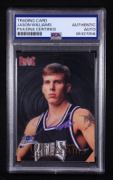 Jason Williams Signed 1998-99 Fleer Brilliants #107 RC (PSA) at PristineAuction.com