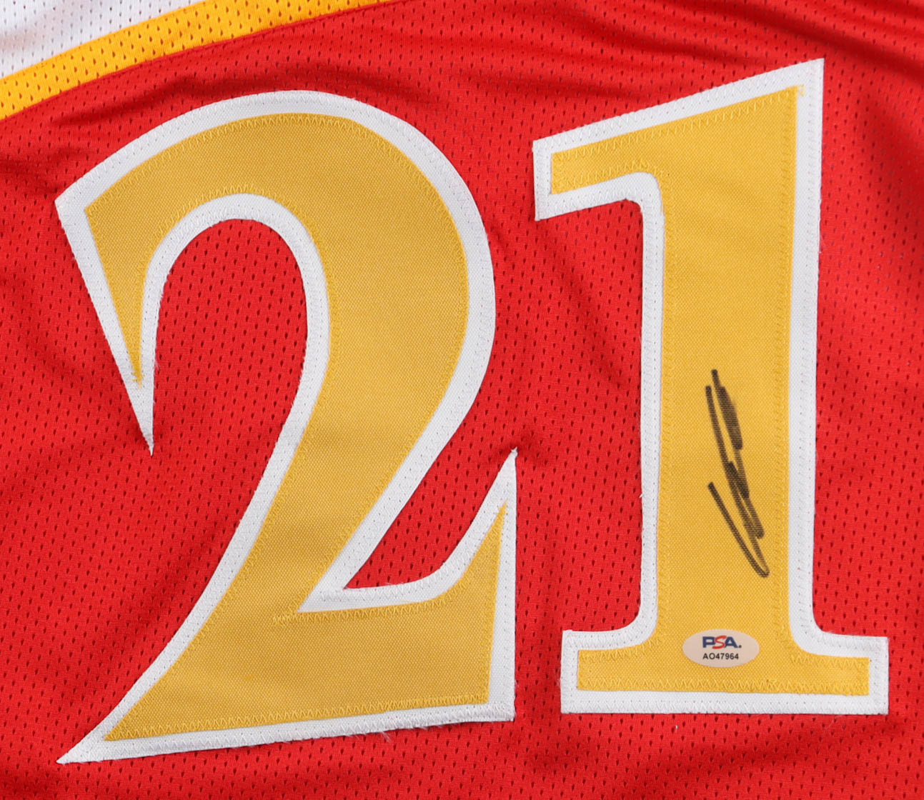 Dominique Wilkins Signed Jersey (PSA) at PristineAuction.com Dominique Wilkins Signed Jersey (PSA) at PristineAuction.com