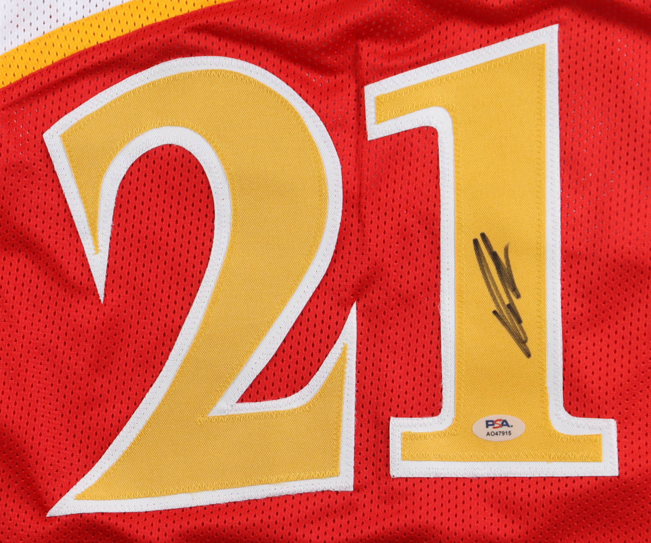 Dominique Wilkins Signed Jersey (PSA) at PristineAuction.com Dominique Wilkins Signed Jersey (PSA) at PristineAuction.com