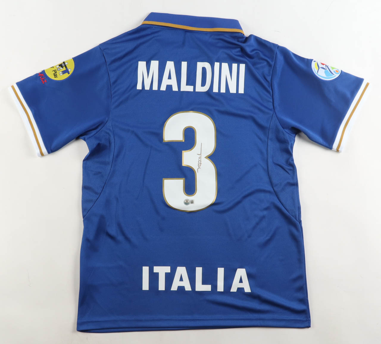Paolo Maldini Signed Italy Nike Authentic Jersey (Beckett) at PristineAuction.com Paolo Maldini Signed Italy Nike Authentic Jersey (Beckett) at PristineAuction.com