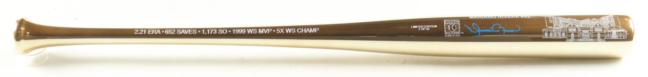 Mariano Rivera Signed LE 2019 Hall of Fame Gold Chrome Baseball Bat (Beckett) at PristineAuction.com Mariano Rivera Signed LE 2019 Hall of Fame Gold Chrome Baseball Bat (Beckett) at PristineAuction.com