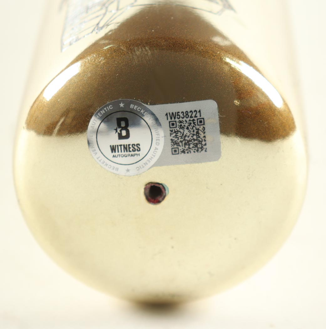 Mariano Rivera Signed LE 2019 Hall of Fame Gold Chrome Baseball Bat (Beckett) at PristineAuction.com Mariano Rivera Signed LE 2019 Hall of Fame Gold Chrome Baseball Bat (Beckett) at PristineAuction.com