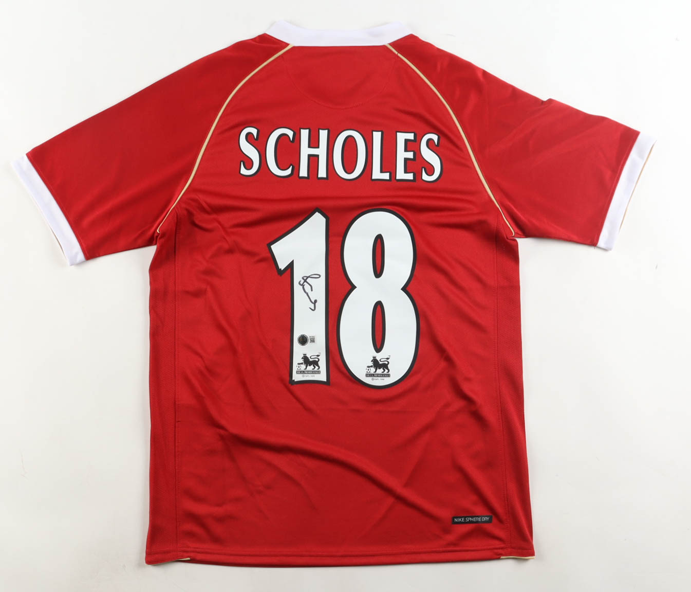 Paul Scholes Signed Manchester United F.C. Nike Authentic Jersey (Beckett) at PristineAuction.com Paul Scholes Signed Manchester United F.C. Nike Authentic Jersey (Beckett) at PristineAuction.com