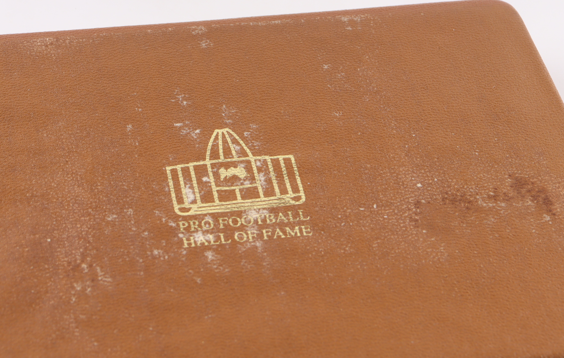 1976 "Pro Football Hall of Fame Immortals" Mini Collection Set With (50) Sterling Silver Coins & Display Case at PristineAuction.com 1976 "Pro Football Hall of Fame Immortals" Mini Collection Set With (50) Sterling Silver Coins & Display Case at PristineAuction.com