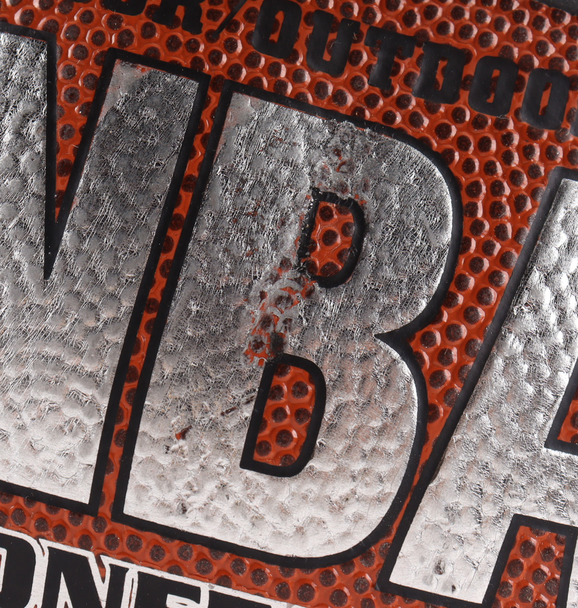 Lamar Odom & Trevor Ariza Signed NBA Basketball (PSA) at PristineAuction.com Lamar Odom & Trevor Ariza Signed NBA Basketball (PSA) at PristineAuction.com