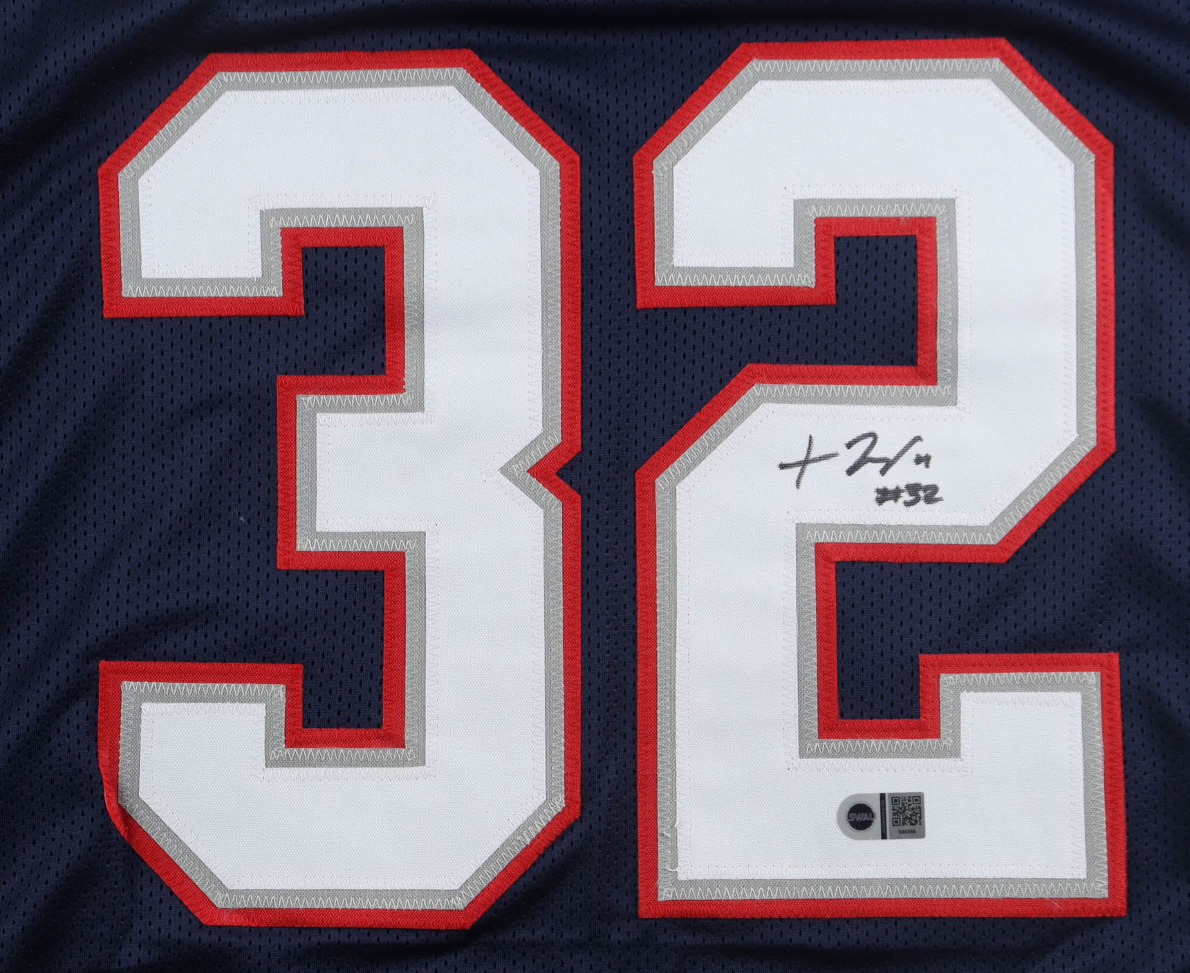 TreVeyon Henderson Signed Jersey (SWAU) at PristineAuction.com TreVeyon Henderson Signed Jersey (SWAU) at PristineAuction.com