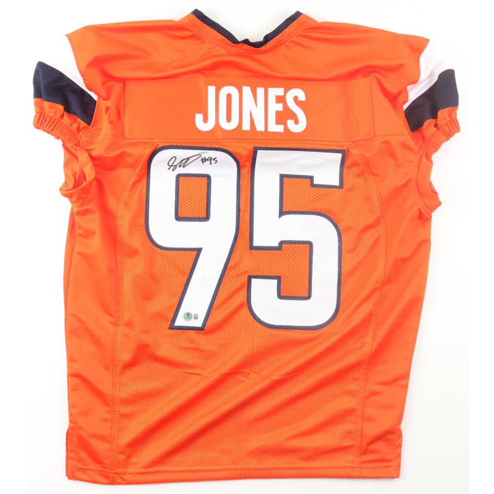 Sai'vion Jones Signed Jersey (Beckett) at PristineAuction.com