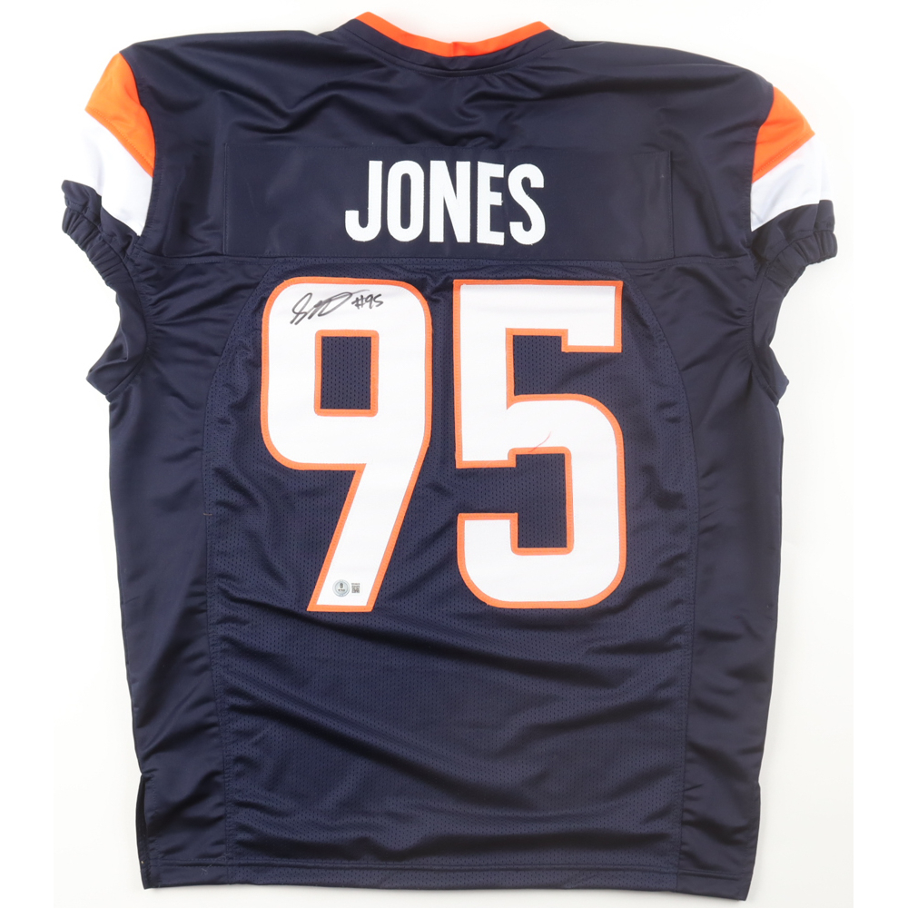 Sai'vion Jones Signed Jersey (Beckett) at PristineAuction.com