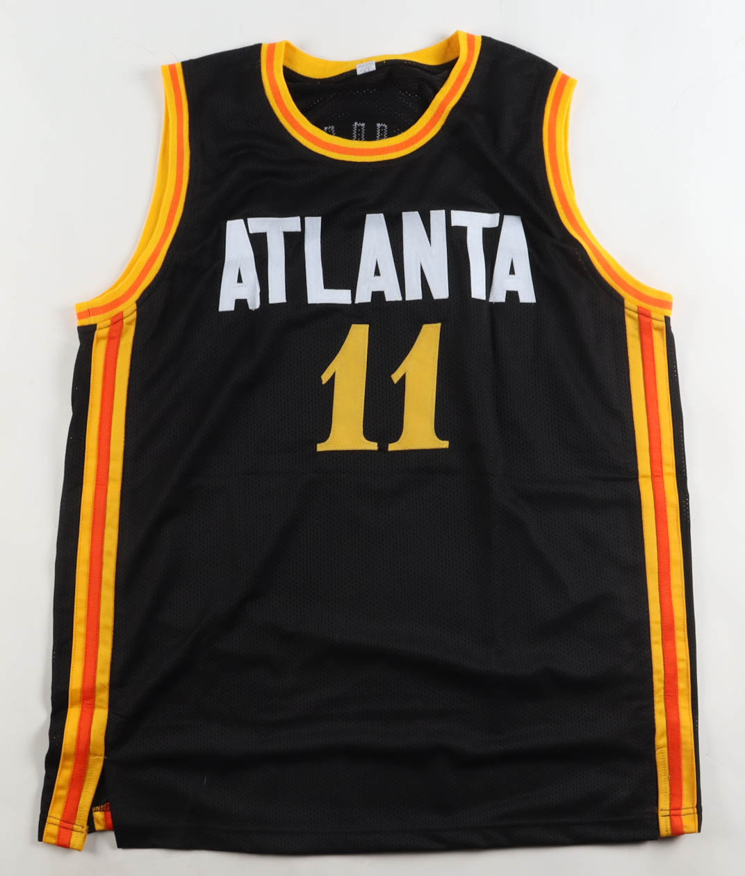 Trae Young Signed Jersey (Beckett) at PristineAuction.com Trae Young Signed Jersey (Beckett) at PristineAuction.com