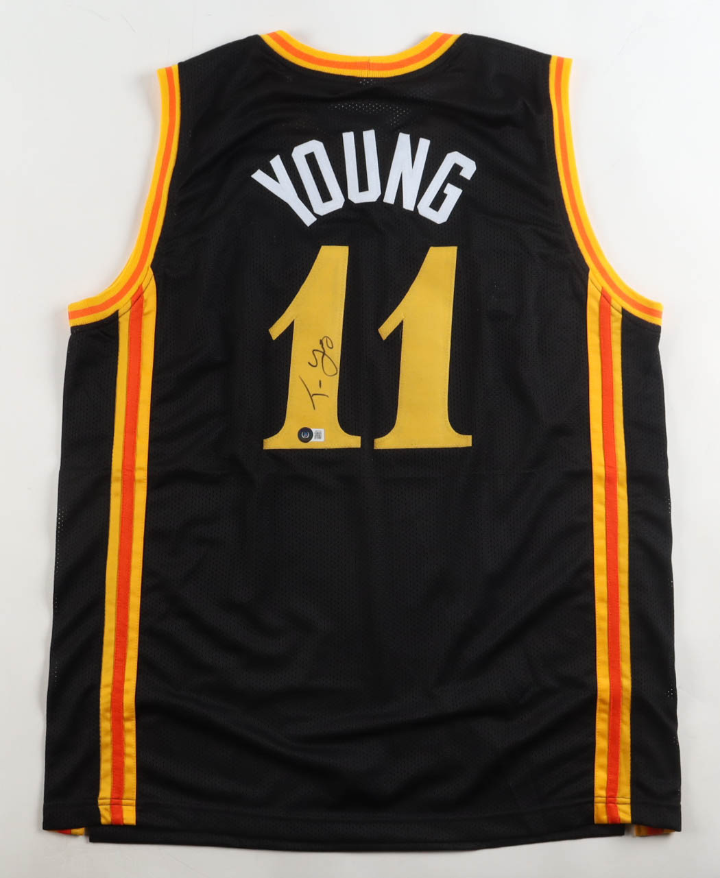 Trae Young Signed Jersey (Beckett) at PristineAuction.com Trae Young Signed Jersey (Beckett) at PristineAuction.com