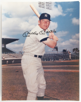 Mickey Mantle Signed Yankees 11x14 Photo (Beckett) at PristineAuction.com