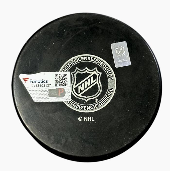 Bobby Orr Signed Bruins Logo Hockey Puck with Display Case (Fanatics) at PristineAuction.com Bobby Orr Signed Bruins Logo Hockey Puck with Display Case (Fanatics) at PristineAuction.com