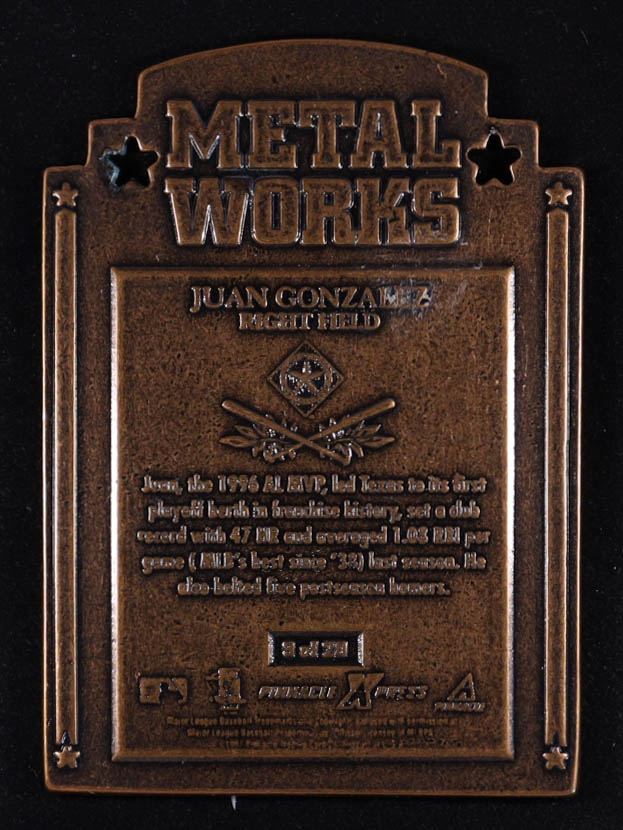Juan Gonzalez 1997 Pinnacle X-Press Metal Works #9 at PristineAuction.com Juan Gonzalez 1997 Pinnacle X-Press Metal Works #9 at PristineAuction.com