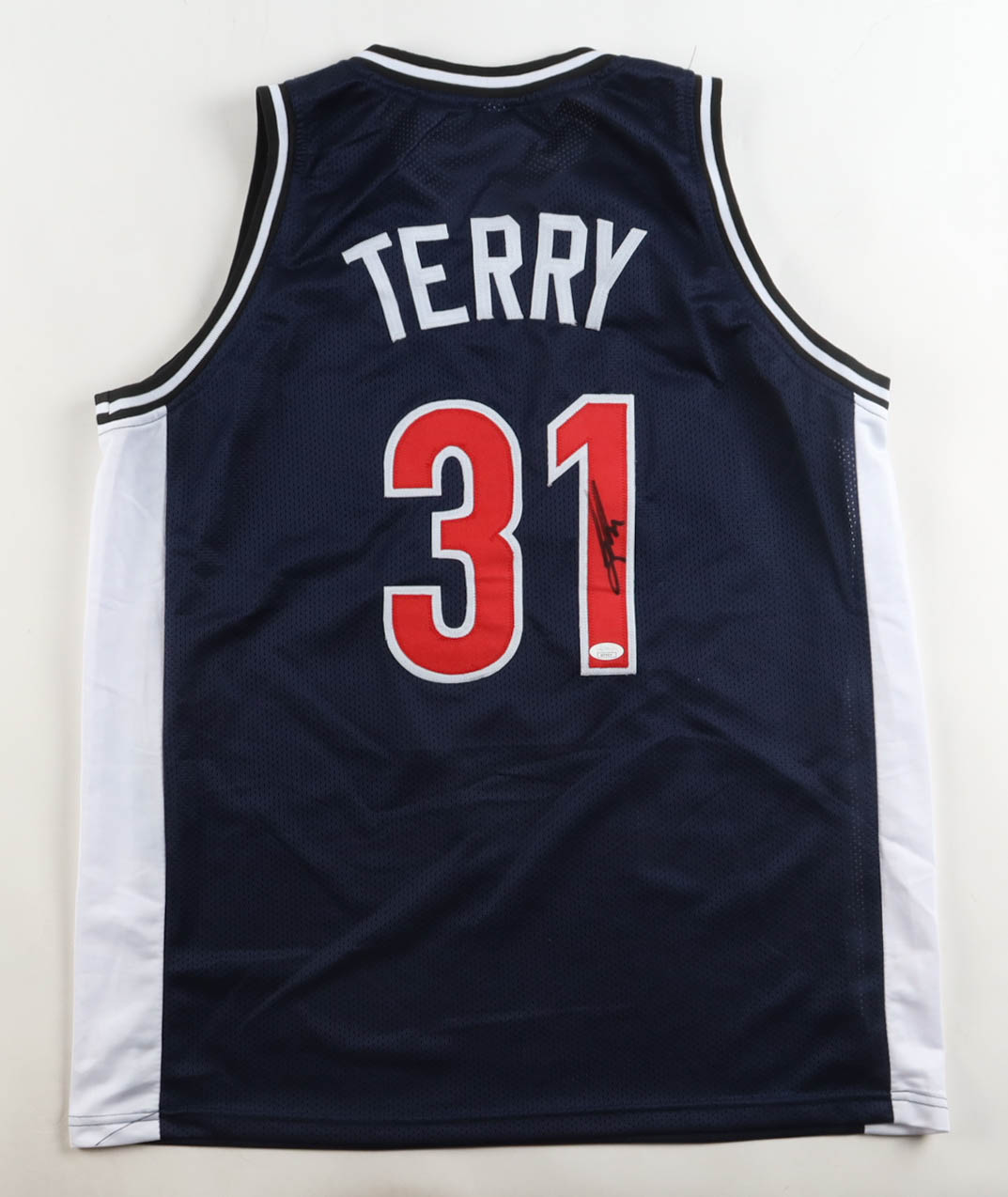 Jason Terry Signed Jersey (JSA) at PristineAuction.com Jason Terry Signed Jersey (JSA) at PristineAuction.com