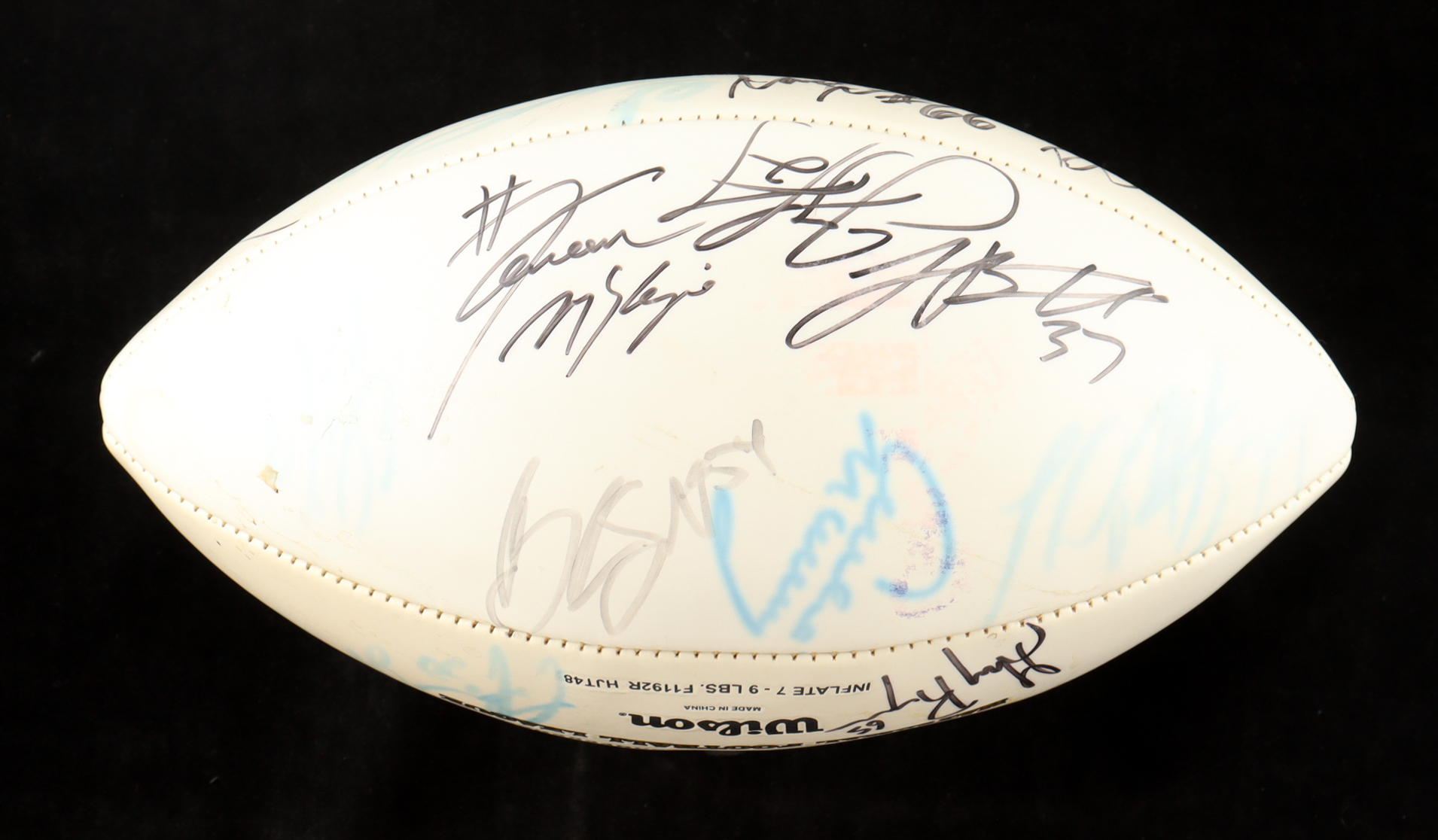 Giants Stars | NFL Football Signed by (16) with Eli Manning, Archie Manning, James Butler (Beckett) at PristineAuction.com Giants Stars | NFL Football Signed by (16) with Eli Manning, Archie Manning, James Butler (Beckett) at PristineAuction.com