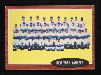 New York Yankees 1962 Topps #251 TC at PristineAuction.com