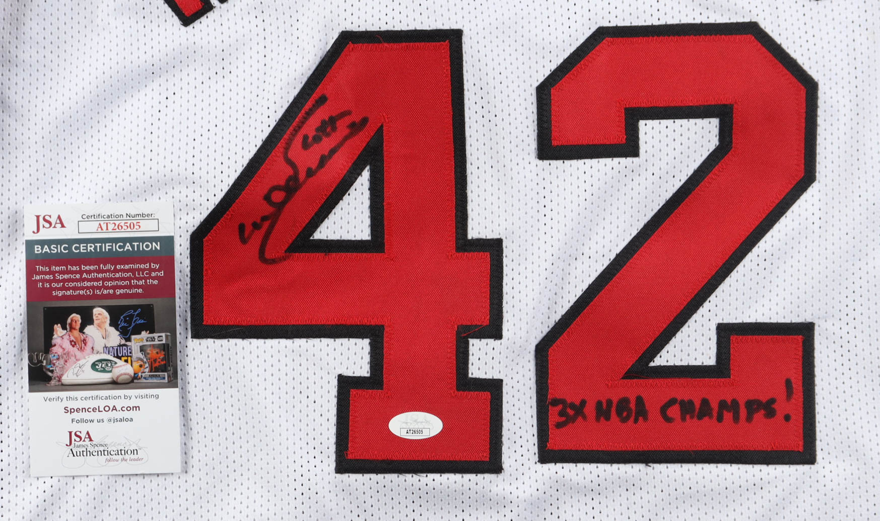 Scott Williams Signed Jersey Inscribed "3x NBA Champs!" (JSA) at PristineAuction.com Scott Williams Signed Jersey Inscribed "3x NBA Champs!" (JSA) at PristineAuction.com