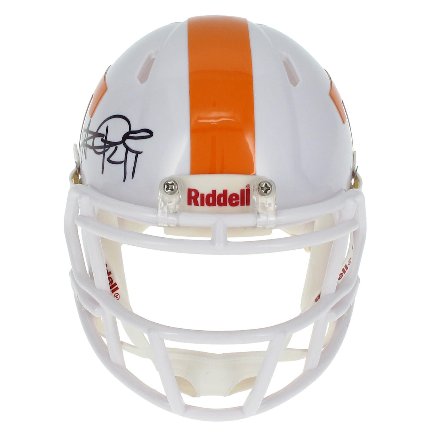 Alvin Kamara Signed Tennessee Volunteers Speed Mini Helmet (Beckett) at PristineAuction.com Alvin Kamara Signed Tennessee Volunteers Speed Mini Helmet (Beckett) at PristineAuction.com