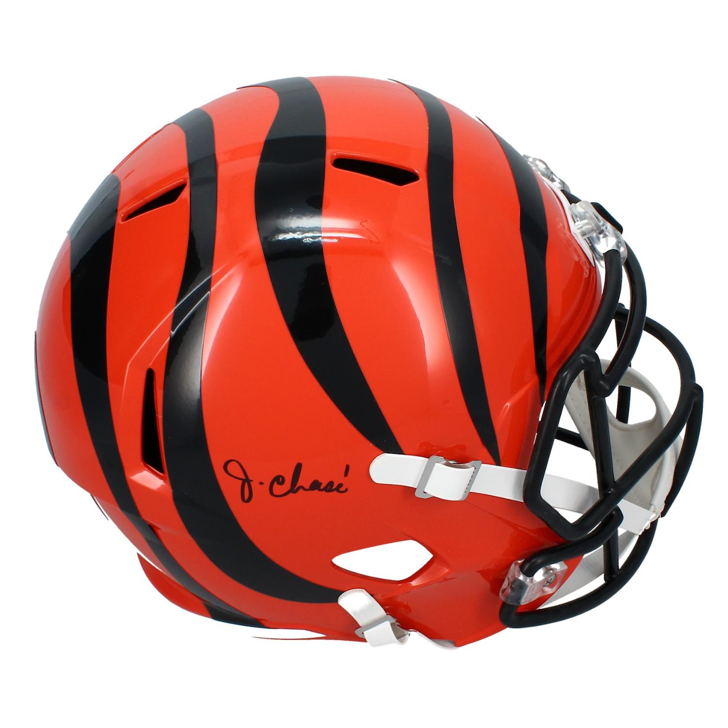 Ja'Marr Chase Signed Bengals Full-Size Speed Helmet (Beckett) at PristineAuction.com Ja'Marr Chase Signed Bengals Full-Size Speed Helmet (Beckett) at PristineAuction.com