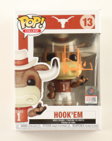 Vince Young Signed "Longhorns" #13 Hook'em Funko Pop! Vinyl Figure (Beckett) at PristineAuction.com