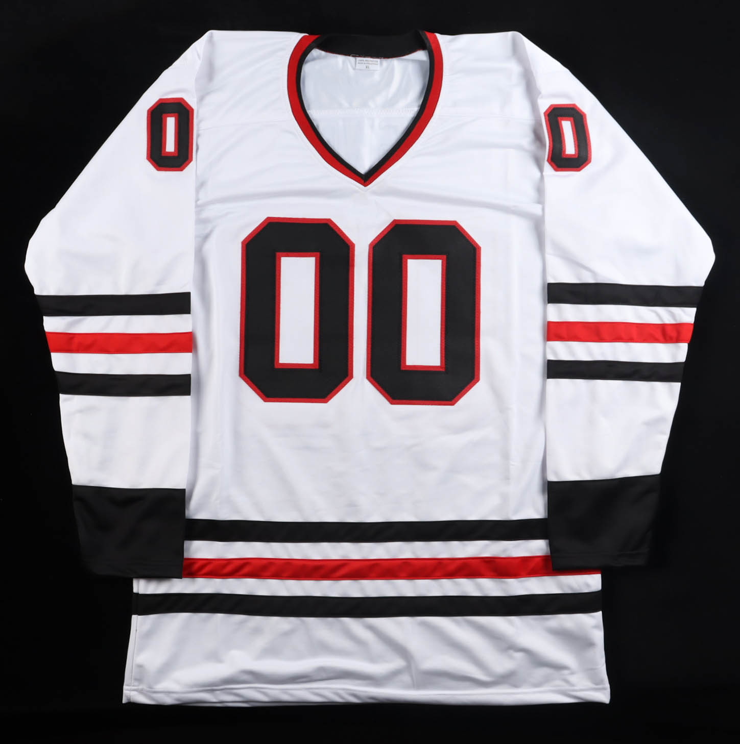 Chevy Chase Signed Jersey (Beckett) at PristineAuction.com Chevy Chase Signed Jersey (Beckett) at PristineAuction.com