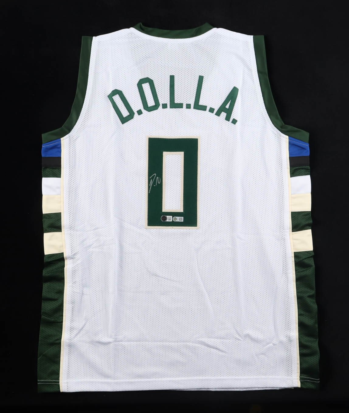 Damian Lillard Signed Jersey (Beckett & Lillard) at PristineAuction.com Damian Lillard Signed Jersey (Beckett & Lillard) at PristineAuction.com