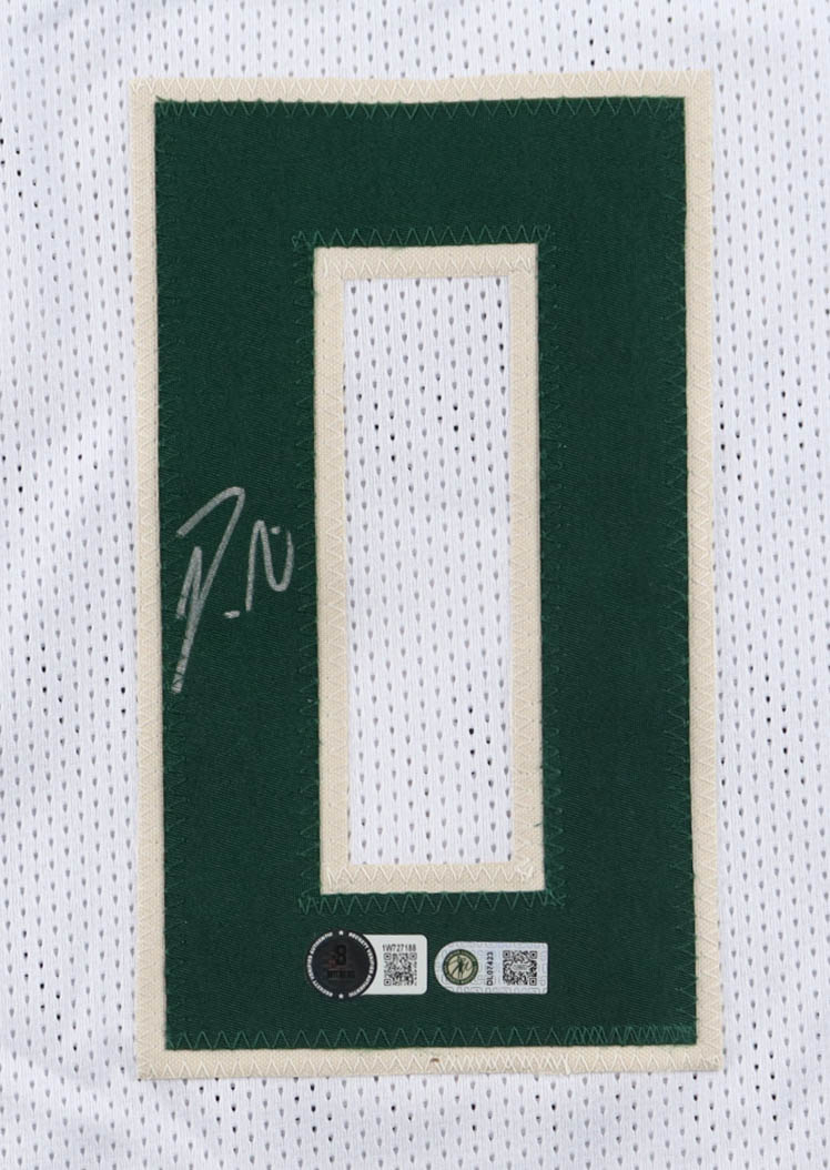 Damian Lillard Signed Jersey (Beckett & Lillard) at PristineAuction.com Damian Lillard Signed Jersey (Beckett & Lillard) at PristineAuction.com