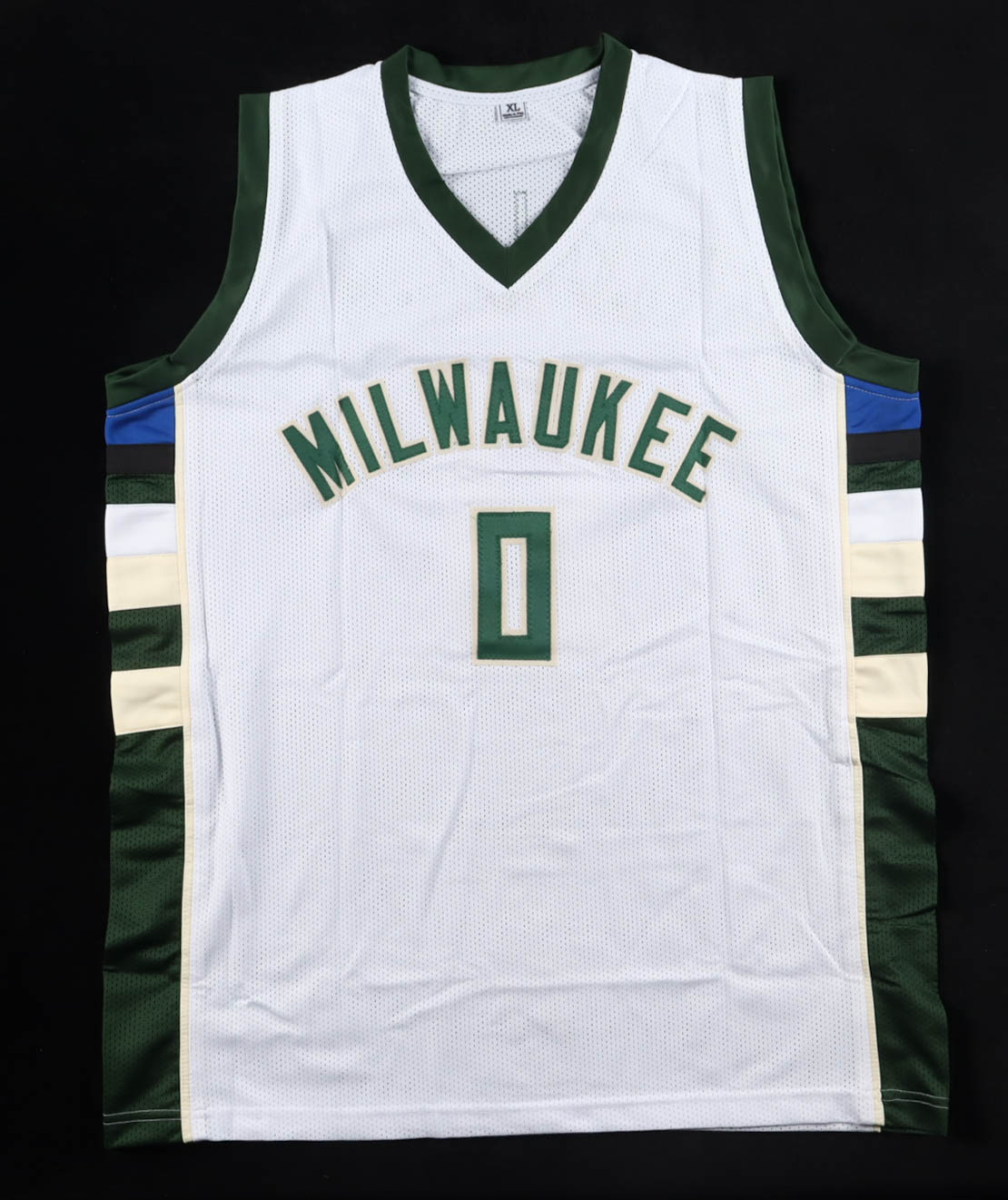 Damian Lillard Signed Jersey (Beckett & Lillard) at PristineAuction.com Damian Lillard Signed Jersey (Beckett & Lillard) at PristineAuction.com