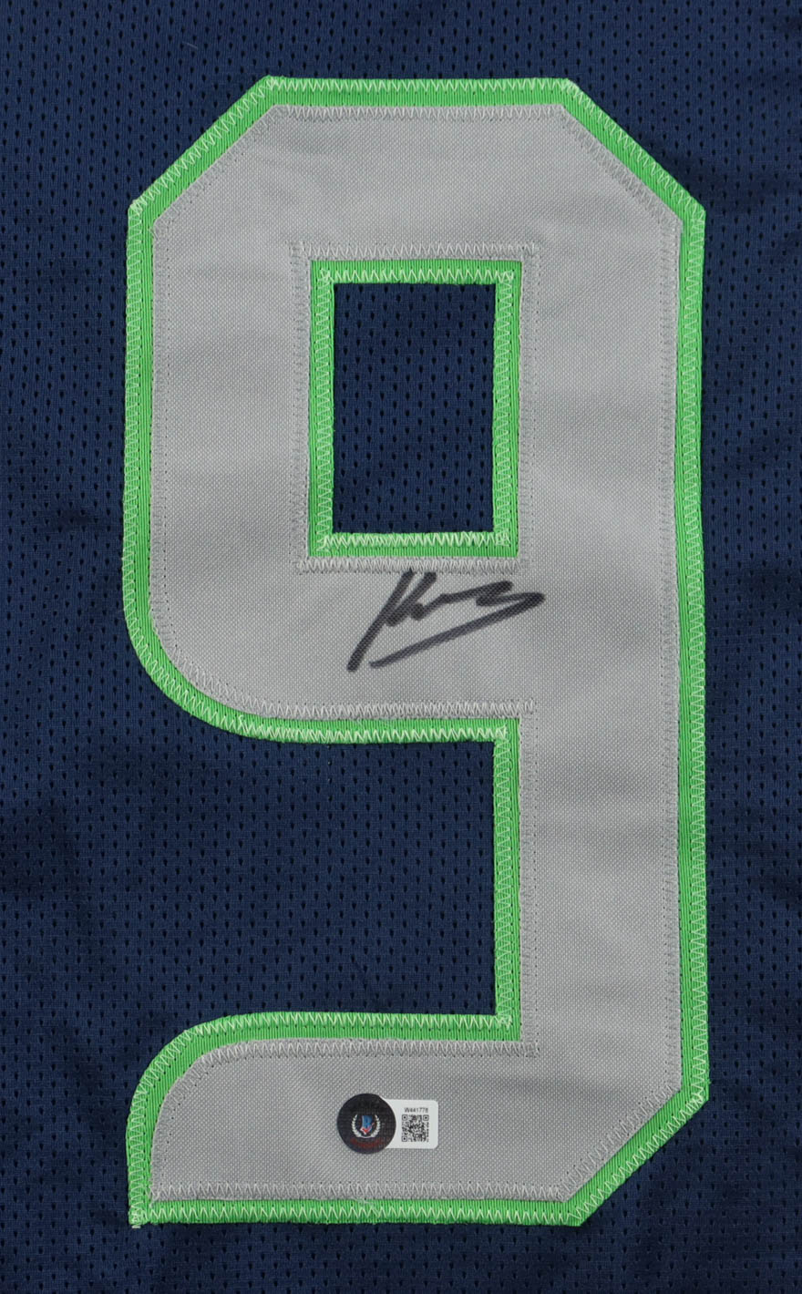 Kenneth Walker III Signed Jersey (Beckett) at PristineAuction.com Kenneth Walker III Signed Jersey (Beckett) at PristineAuction.com