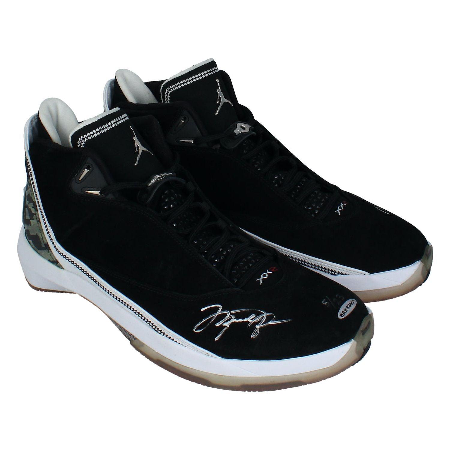 Michael Jordan Signed LE Pair of Legacy Edition 1's & 22's Basketball Shoes (UDA & GOAT) at PristineAuction.com Michael Jordan Signed LE Pair of Legacy Edition 1's & 22's Basketball Shoes (UDA & GOAT) at PristineAuction.com