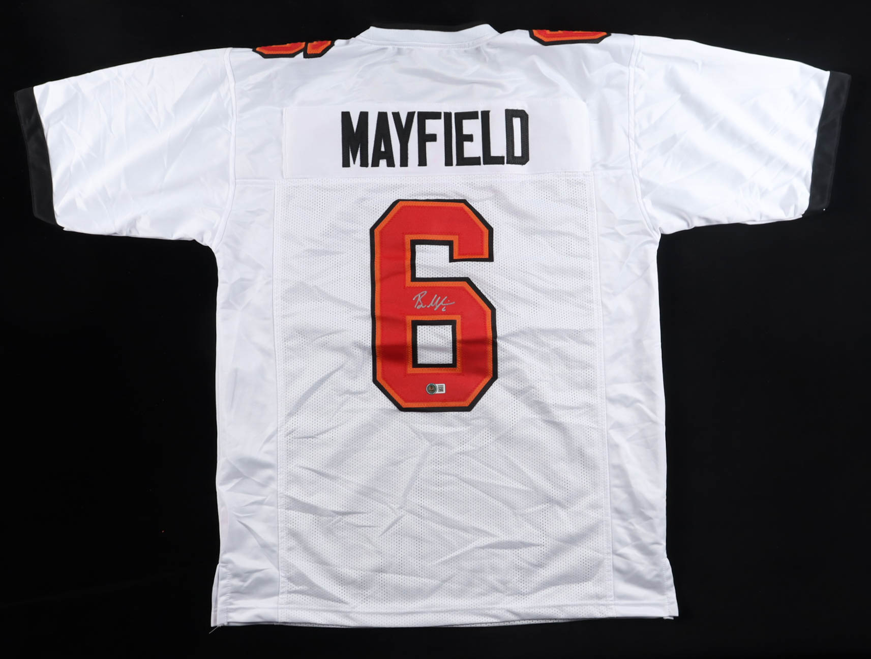 Baker Mayfield Signed Jersey (Beckett) at PristineAuction.com Baker Mayfield Signed Jersey (Beckett) at PristineAuction.com