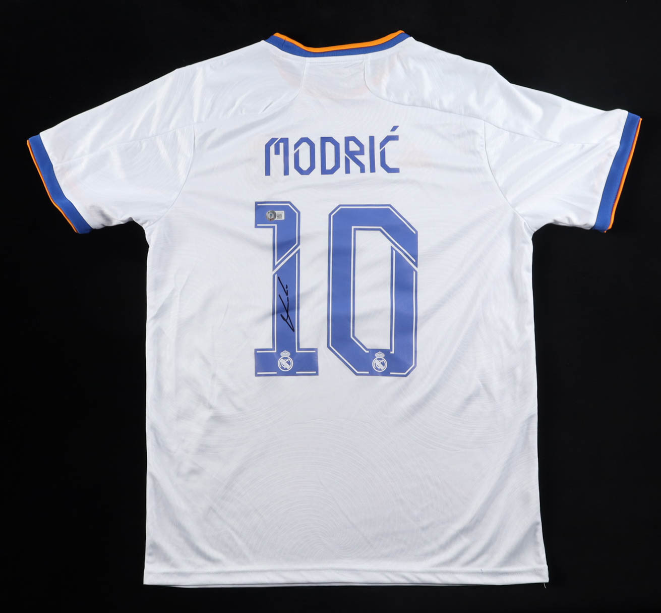 Luka Modric Signed Real Madrid F.C. Adidas Authentic Jersey (Beckett) at PristineAuction.com Luka Modric Signed Real Madrid F.C. Adidas Authentic Jersey (Beckett) at PristineAuction.com