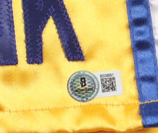 Thomas Hearns Signed Boxing Trunks Inscribed "Hitman" (Beckett) at PristineAuction.com Thomas Hearns Signed Boxing Trunks Inscribed "Hitman" (Beckett) at PristineAuction.com