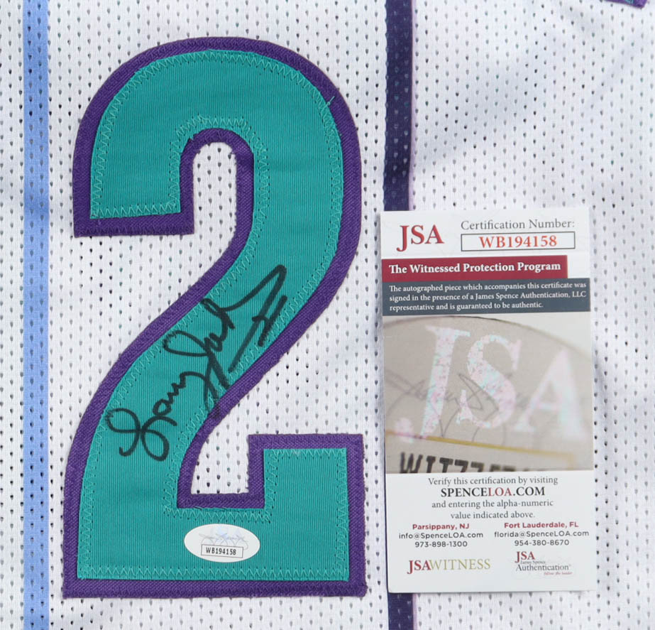 Larry Johnson Signed Jersey (JSA) at PristineAuction.com Larry Johnson Signed Jersey (JSA) at PristineAuction.com