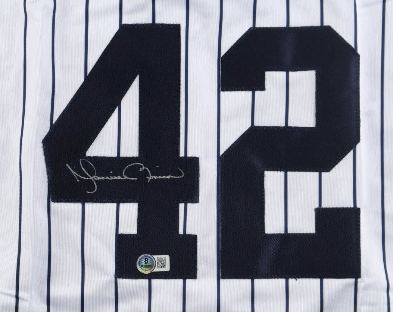 Mariano Rivera Signed Jersey (Beckett) at PristineAuction.com Mariano Rivera Signed Jersey (Beckett) at PristineAuction.com