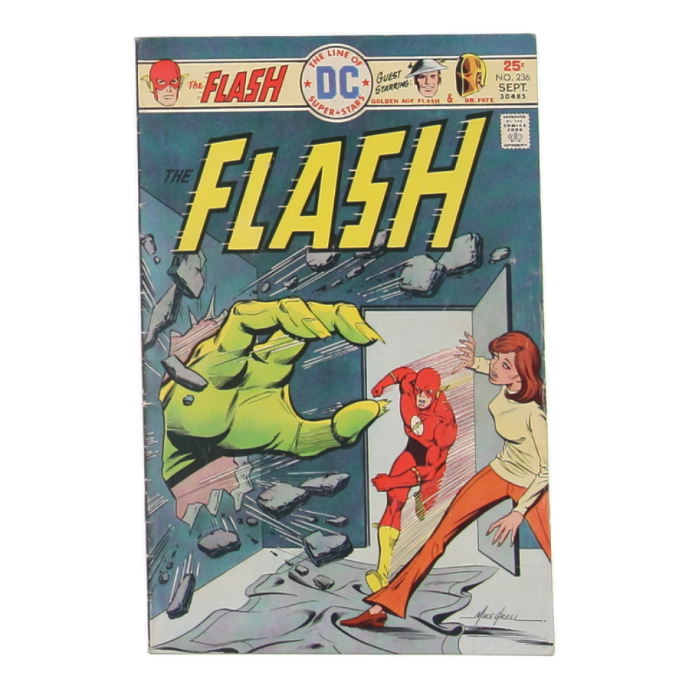 1975 "The Flash" #235 DC Comic Book at PristineAuction.com