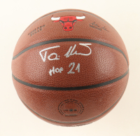 Toni Kukoc Signed Bulls Logo NBA Basketball Inscribed "HOF 21" (Schwartz) at PristineAuction.com