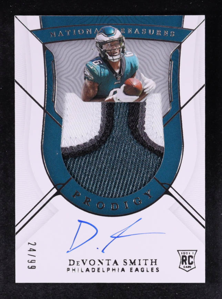 DeVonta Smith 2021 Panini National Treasures Prodigy Patch Autographs #5 #24/99 RC