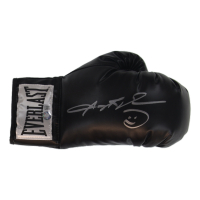 Sugar Ray Leonard Signed Everlast Boxing Glove (Schwartz) at PristineAuction.com