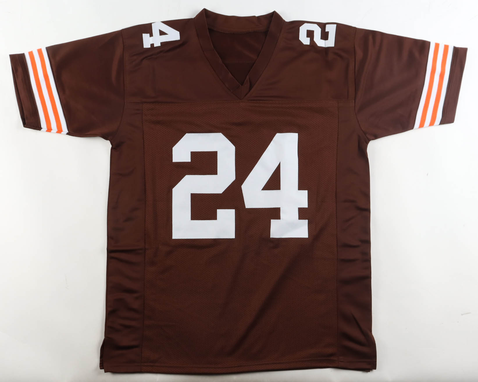 Nick Chubb Signed Jersey (Beckett) at PristineAuction.com Nick Chubb Signed Jersey (Beckett) at PristineAuction.com