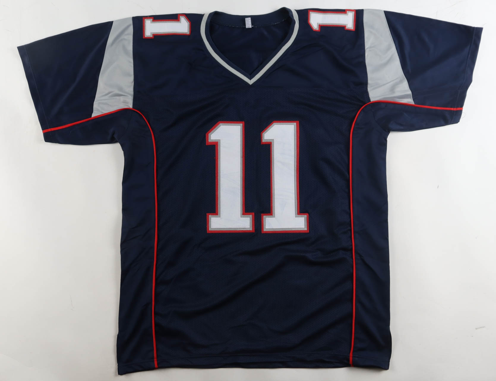 Julian Edelman Signed Jersey (JSA) at PristineAuction.com Julian Edelman Signed Jersey (JSA) at PristineAuction.com