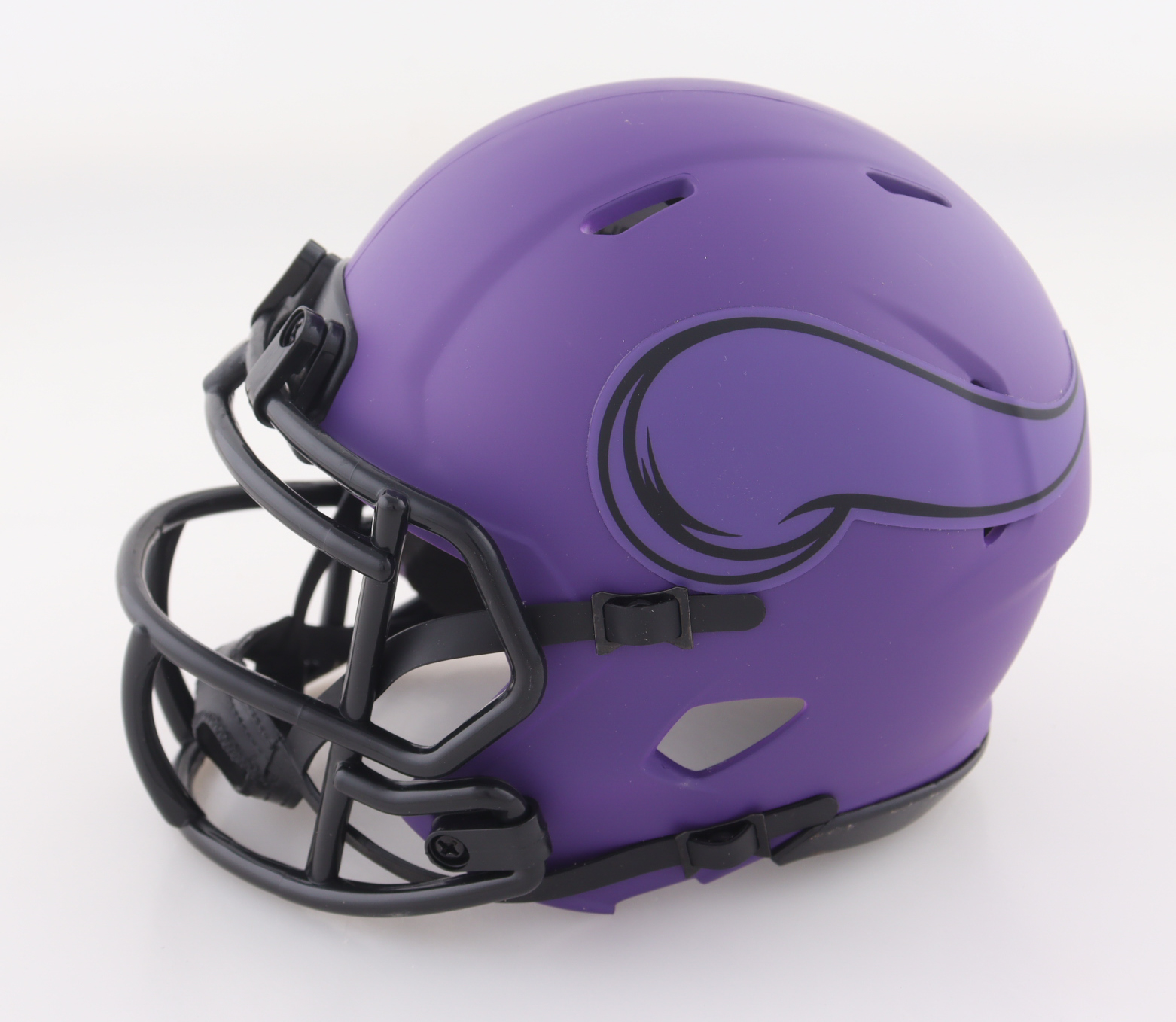 Justin Jefferson Signed Vikings Rave Alternate Speed Mini Helmet (Beckett) at PristineAuction.com Justin Jefferson Signed Vikings Rave Alternate Speed Mini Helmet (Beckett) at PristineAuction.com