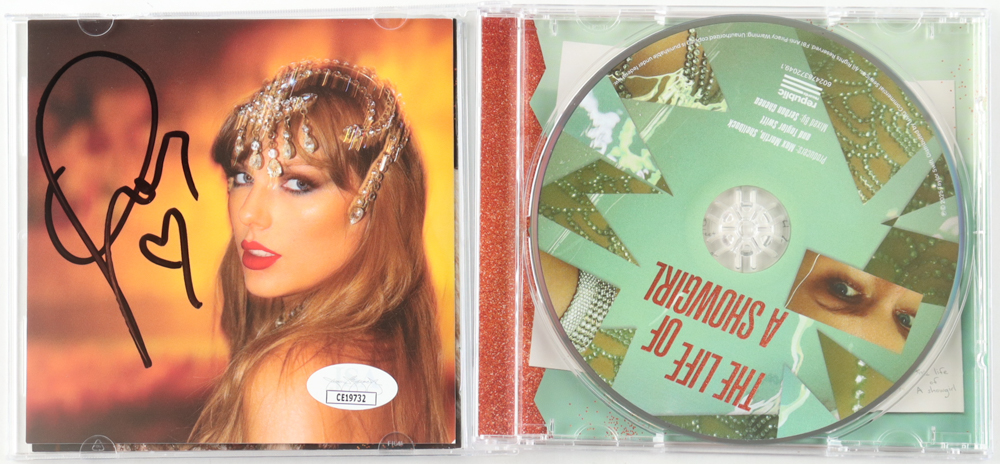 Taylor Swift Signed "The Life of a Showgirl" CD Album Insert (JSA) at PristineAuction.com Taylor Swift Signed "The Life of a Showgirl" CD Album Insert (JSA) at PristineAuction.com