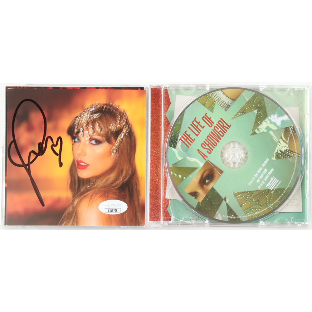Taylor Swift Signed "The Life of a Showgirl" CD Album Insert (JSA) at PristineAuction.com