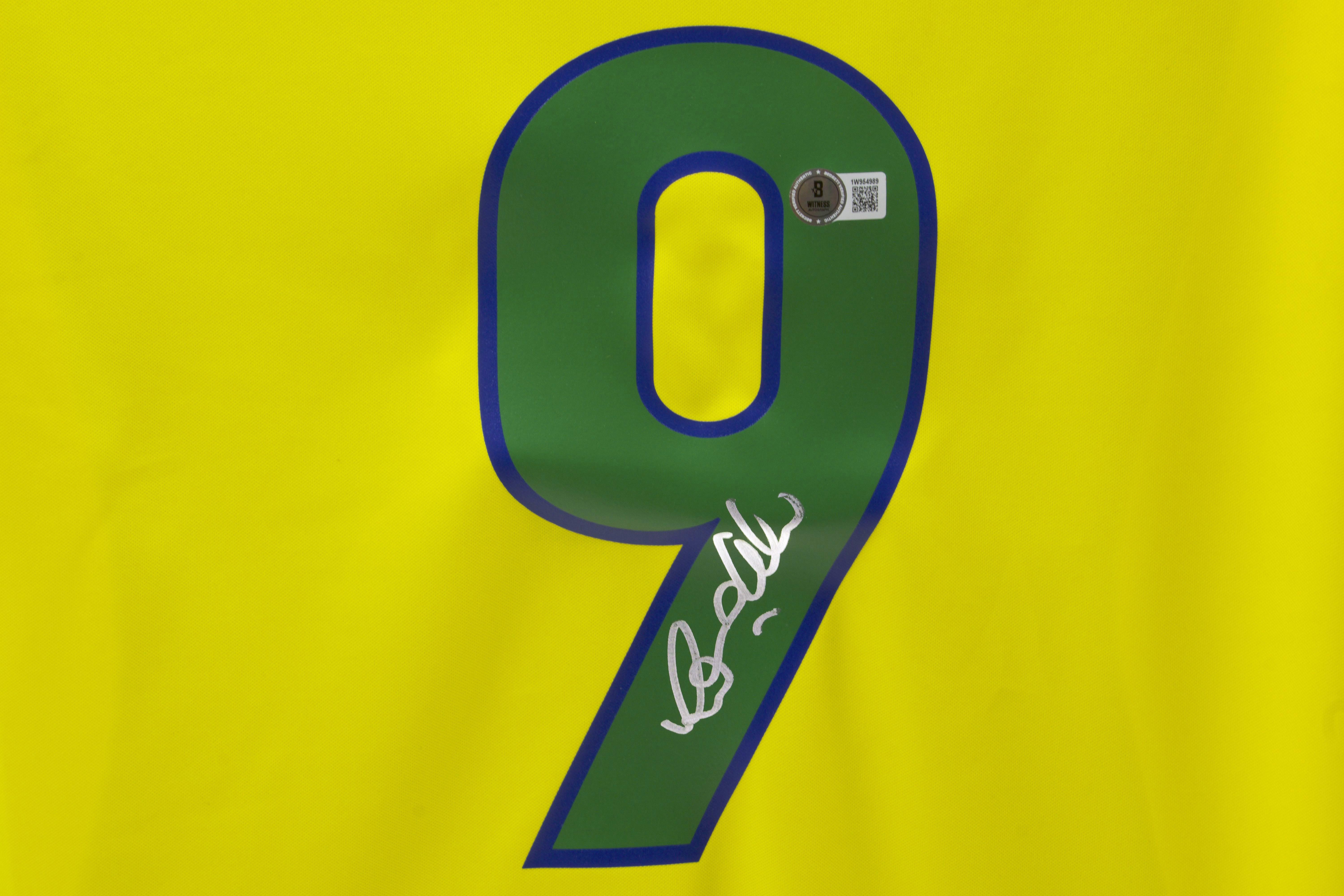 Ronaldo Nazario Signed Brazil National Team Nike Authentic Jersey (Beckett) at PristineAuction.com Ronaldo Nazario Signed Brazil National Team Nike Authentic Jersey (Beckett) at PristineAuction.com