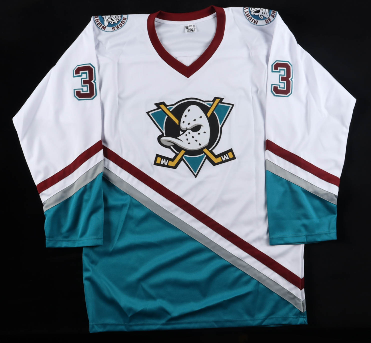 Shaun Weiss Signed Jersey Inscribed "Goldberg" (JSA) at PristineAuction.com Shaun Weiss Signed Jersey Inscribed "Goldberg" (JSA) at PristineAuction.com