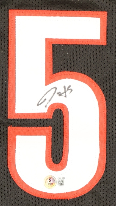 Jrue Holiday Signed Jersey (Beckett) at PristineAuction.com Jrue Holiday Signed Jersey (Beckett) at PristineAuction.com