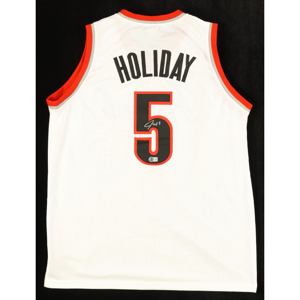 Jrue Holiday Signed Jersey (Beckett) at PristineAuction.com