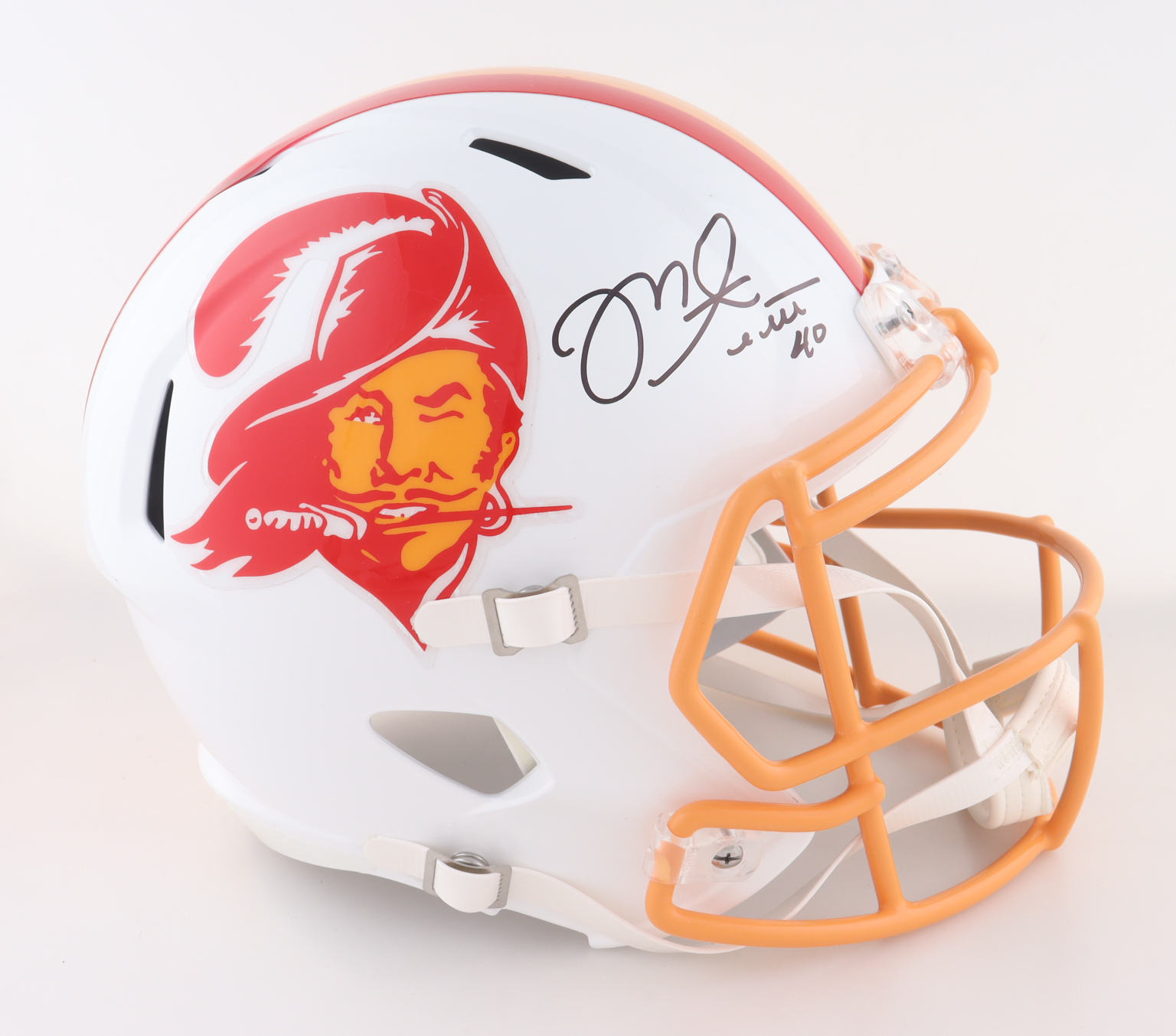 Mike Alstott Signed Buccaneers Full-Size Authentic On-Field Throwback Alternate Speed Helmet (Beckett) at PristineAuction.com Mike Alstott Signed Buccaneers Full-Size Authentic On-Field Throwback Alternate Speed Helmet (Beckett) at PristineAuction.com